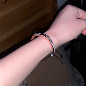 homemade pura vida bracelets!! only 8 dollars each